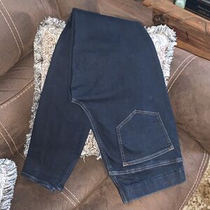Mid-rise Land’s End pull on skinny jean, never worn, like new